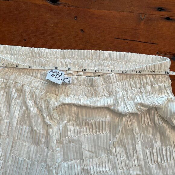 PRINCESS POLLY 2 PIECE WHITE TEXTURED LOUNGEWEAR SET: WIDE LEG PANTS SZ 12 US - Picture 4 of 5